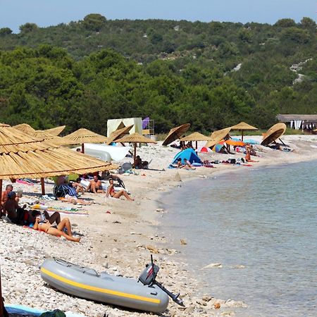 Apartments With A Parking Space Sali, Dugi Otok - 8084 Экстерьер фото