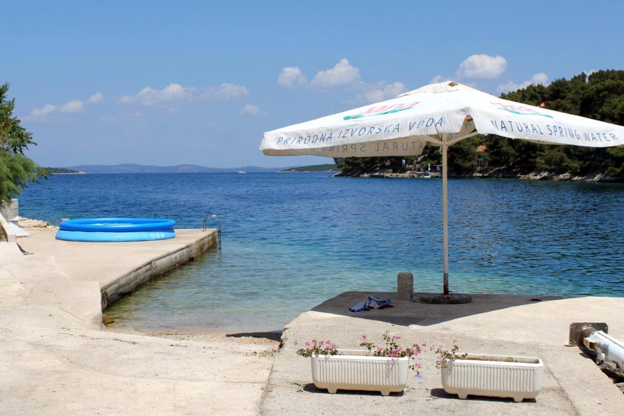 Apartments With A Parking Space Sali, Dugi Otok - 8084 Экстерьер фото