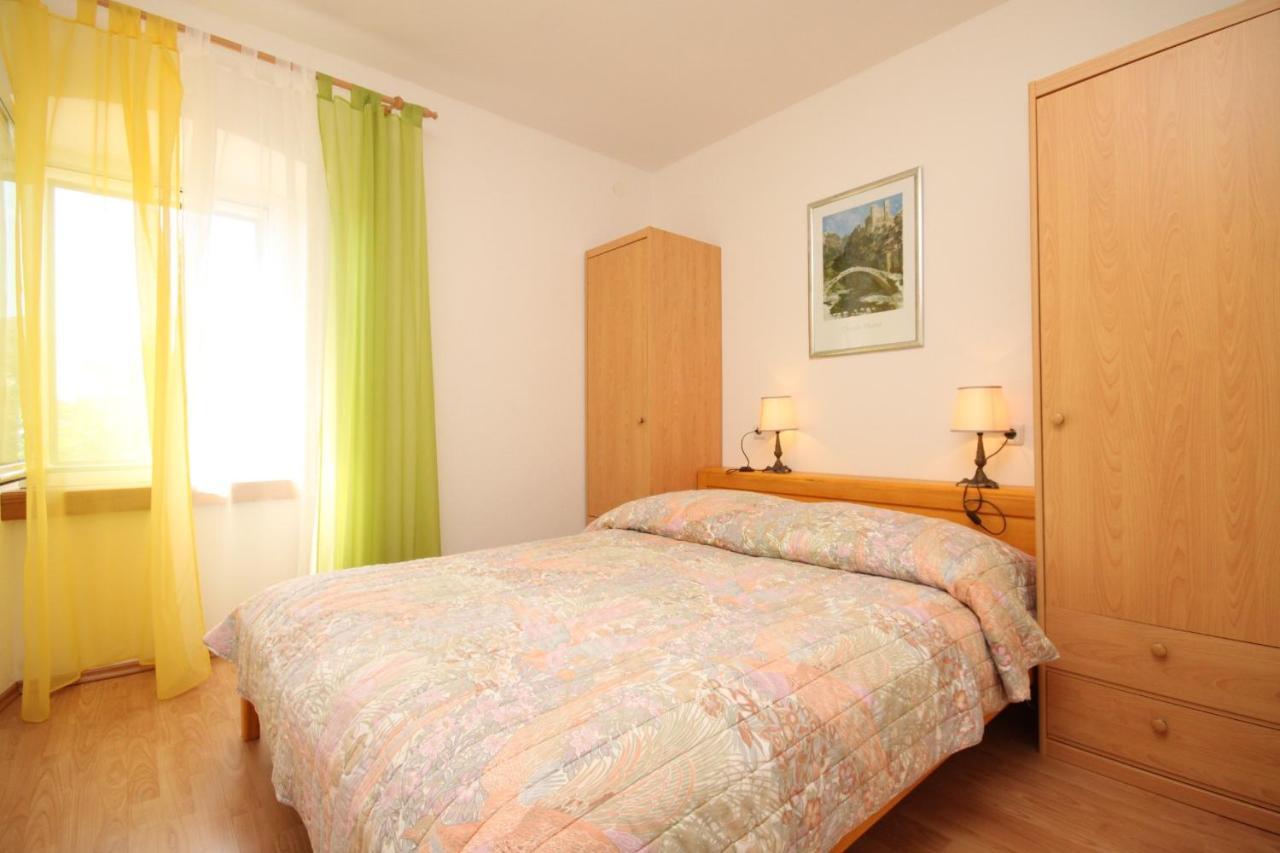 Apartments With A Parking Space Sali, Dugi Otok - 8084 Экстерьер фото